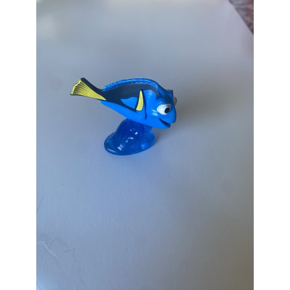 Disney Pixar Finding Nemo Dory Blue Fish PVC Toy Figure